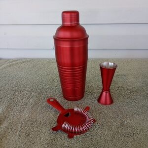 Red Mixology Cocktail Shaker set